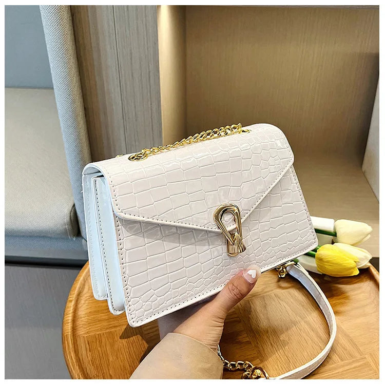 Crocodile Pattern PU Leather Crossbody Chic Chain Shoulder Bag for Women fashion for Daily Essentials