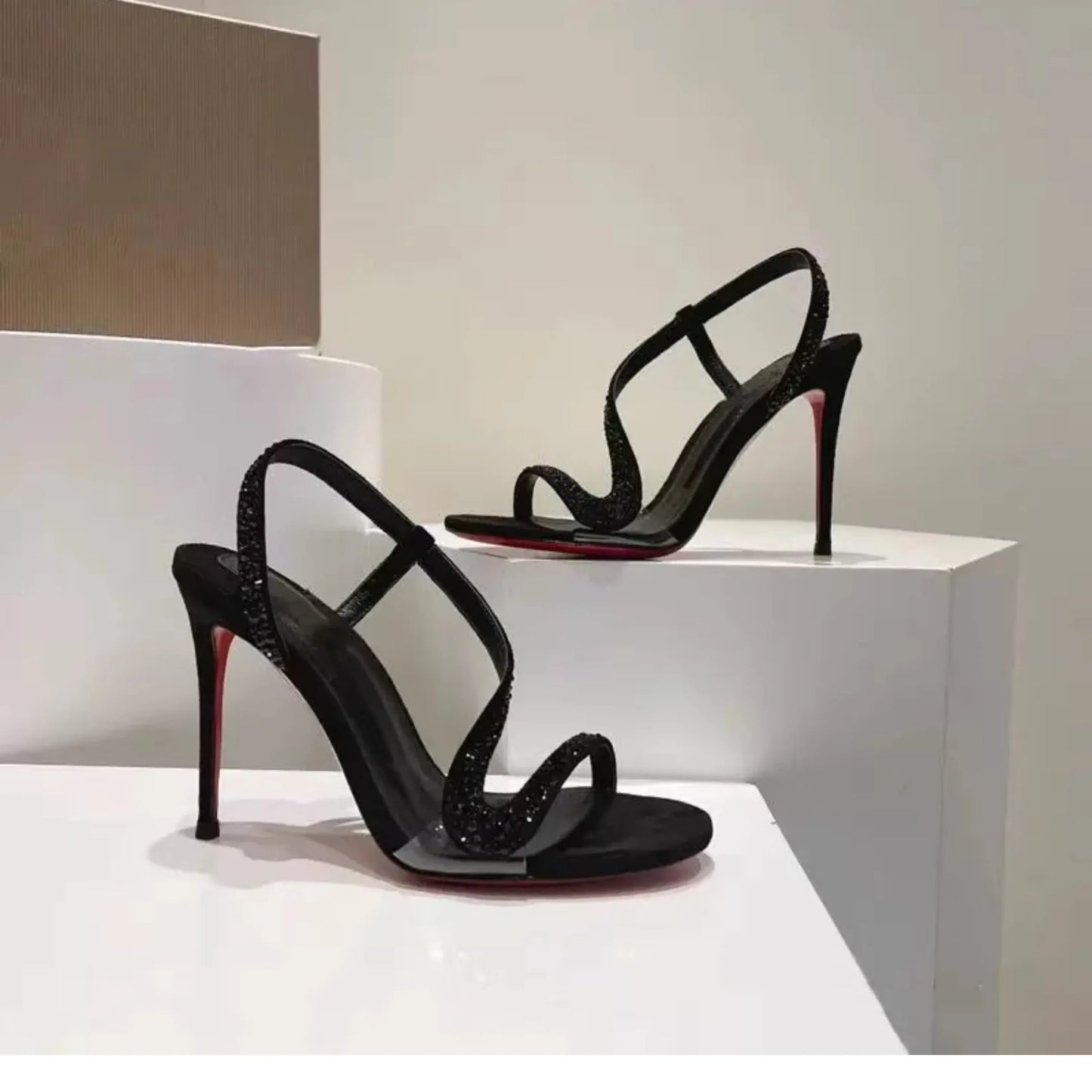 2025 Spring/Summer Sexy Black Serpentine High Heels French Style Open-Toe Sandals with Rhinestone Strap