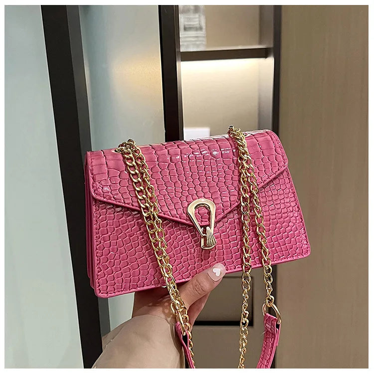 Crocodile Pattern PU Leather Crossbody Chic Chain Shoulder Bag for Women fashion for Daily Essentials